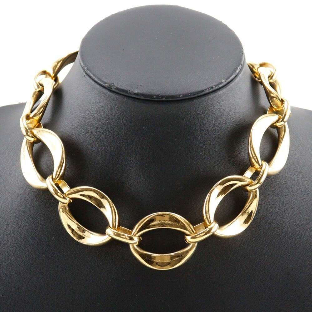 CHANEL Gold Necklace - Picture 2 of 8